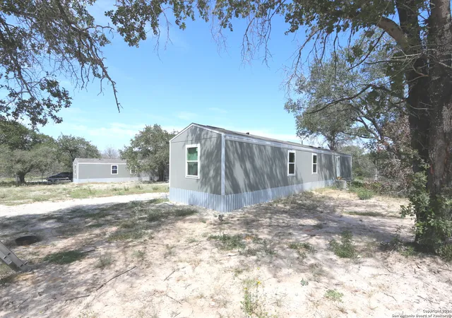 Photo 4 of Multi family home for sale at 21149 Interstate 37, Elmendorf, TX 78112 | MLS# 1814049 | Listing updated on 2025-10-25