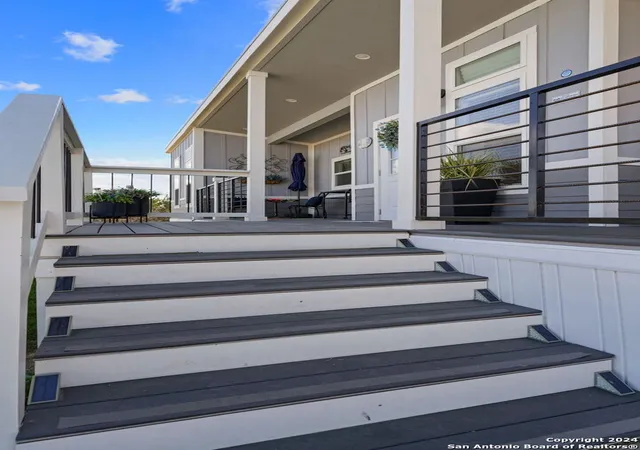 Photo 3 of Manufactured home for sale at 5386 Ranch Road 1376 #166, Fredericksburg, TX 78624 | MLS# 1814116 | Listing updated on 2025-10-14