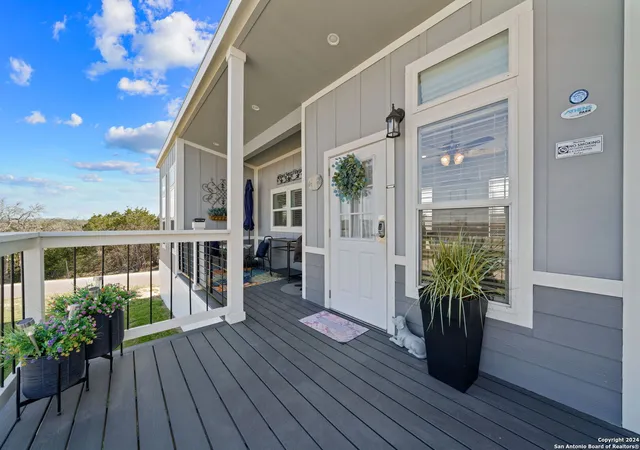 Photo 3 of Manufactured home for sale at 5386 Ranch Road 1376 #166, Fredericksburg, TX 78624 | MLS# 1814116 | Listing updated on 2025-10-14