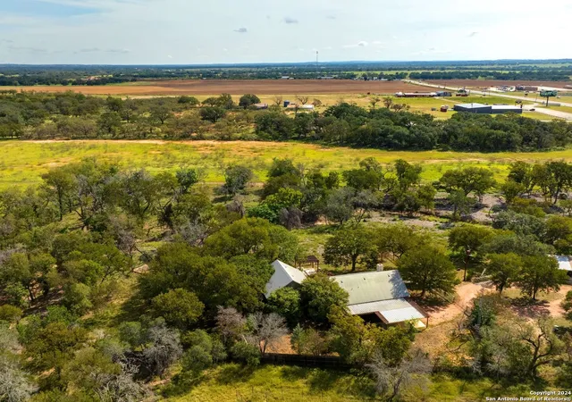 4th image of 11382 E Us Hwy 290, Fredericksburg, TX 78624 | MLS# 1814156