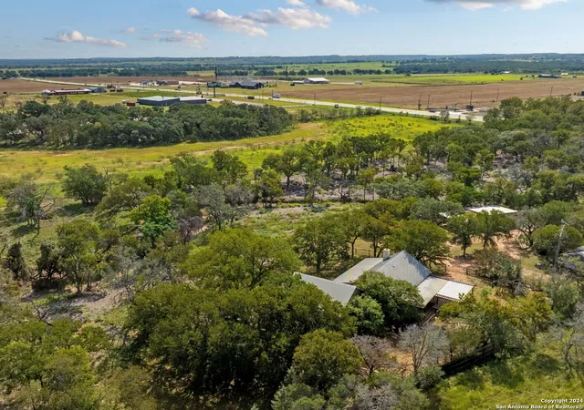 5th image of 11382 E Us Hwy 290, Fredericksburg, TX 78624 | MLS# 1814156