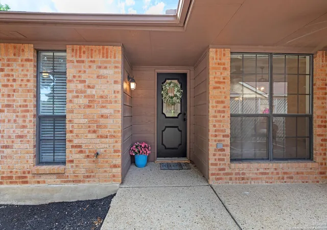 4th image of 1024 Robert Derrick Dr, Schertz, TX 78154 | MLS# 1814527