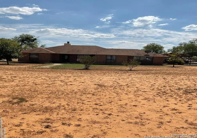 Photo 3 of Single family home for sale at 636 Fm 2790, Lytle, TX 78052 | MLS# 1814784 | Listing updated on 2026-09-08