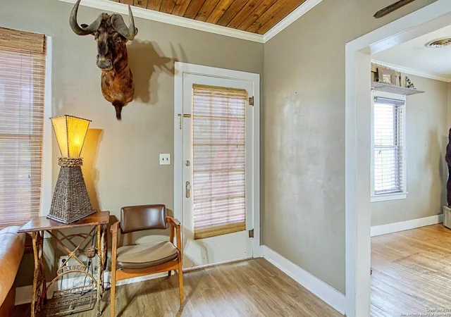2nd image of 1801 3rd St, Floresville, TX 78114 | MLS# 1814987