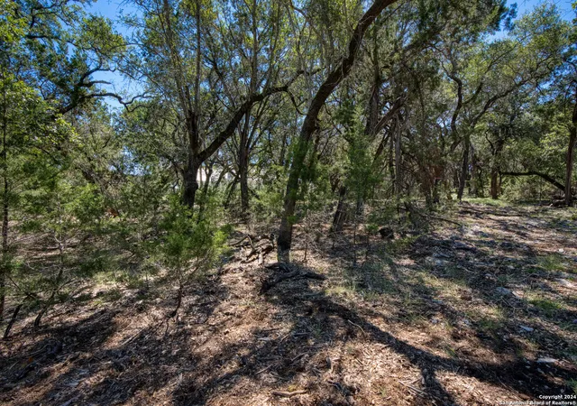 Photo 3 of Sale Pending at 9 Starwood, Boerne, TX 78006 | MLS# 1815525 | Listing updated on 2025-12-11