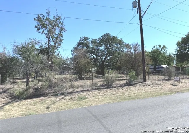 3rd image of 18186 Wisdom Rd, Lytle, TX 78052 | MLS# 1815649