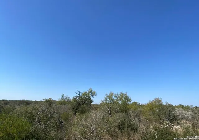 3rd image of 227 Legend Hills Rd, Uvalde, TX 78801 | MLS# 1816029