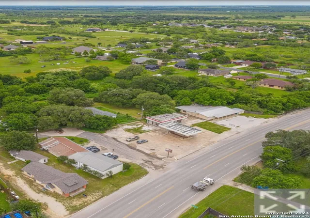 5th image of 124 S Carroll St, Poth, TX 78147 | MLS# 1816614