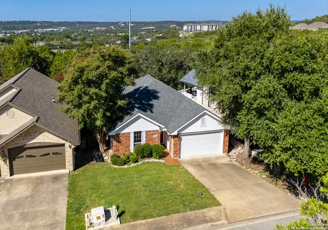 Photo 2 of Single family home for sale at 1241 Victory, Kerrville, TX 78028 | MLS# 1816700 | Listing updated on 2025-10-27