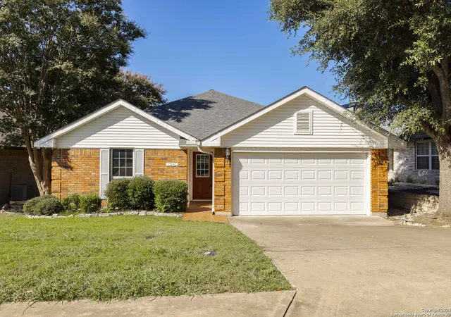 Photo 1 of Single family home for sale at 1241 Victory, Kerrville, TX 78028 | MLS# 1816700 | Listing updated on 2025-10-27
