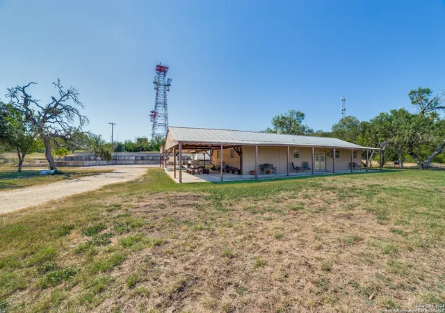 Photo 2 of Sale Pending at 1025 County Rd 375, San Antonio, TX 78253 | MLS# 1816701 | Listing updated on 2026-03-03