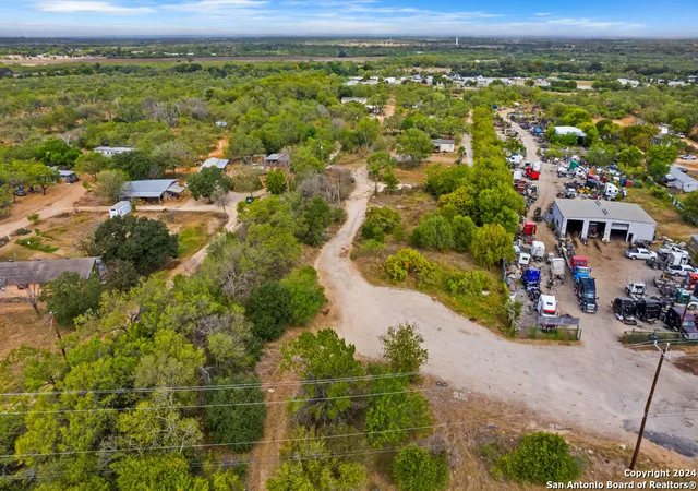 Photo 2 of Sale Pending at 16825 Interstate 35, Atascosa, TX 78002 | MLS# 1816709 | Listing updated on 2025-11-12