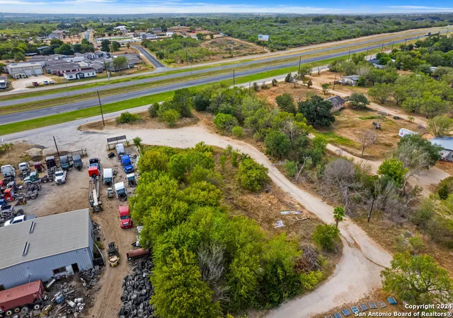 Photo 4 of Sale Pending at 16825 Interstate 35, Atascosa, TX 78002 | MLS# 1816709 | Listing updated on 2025-11-12