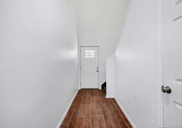Photo 3 of Multi family home for sale at 1210 S New Braunfels Ave, San Antonio, TX 78210 | MLS# 1816740 | Listing updated on 2025-11-20