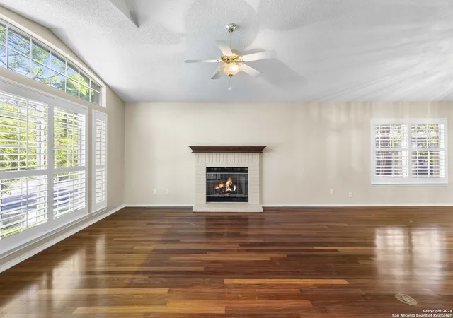 Photo 3 of Single family home for sale at 434 Vicksburg Ave, Kerrville, TX 78028 | MLS# 1816888 | Listing updated on 2026-09-02