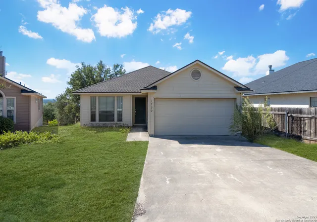Photo 3 of Single family home for sale at 1730 Sorrel Creek Dr, Canyon Lake, TX 78133 | MLS# 1817178 | Listing updated on 2025-11-21