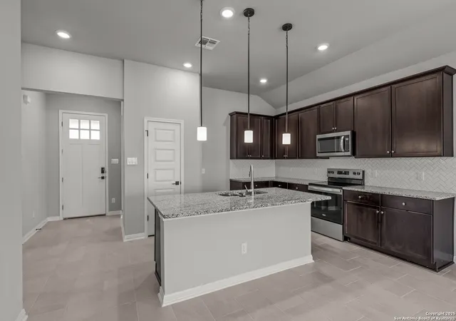 2nd image of 2720 Rio Primero, Seguin, TX 78155 | MLS# 1817317