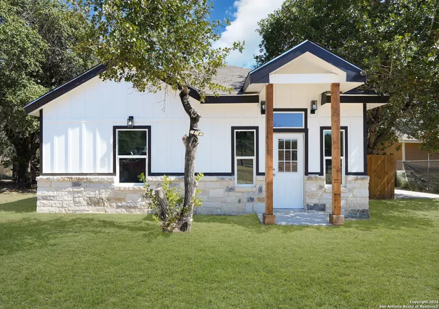 Photo 1 of Sale Pending at 23238 Copper Cyn Dr, Elmendorf, TX 78112 | MLS# 1817540 | Listing updated on 2025-12-26