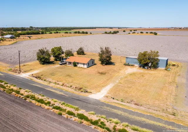 Photo 1 of Land for sale at 865 County Road 5718, Natalia, TX 78059 | MLS# 1817589 | Listing updated on 2024-11-01