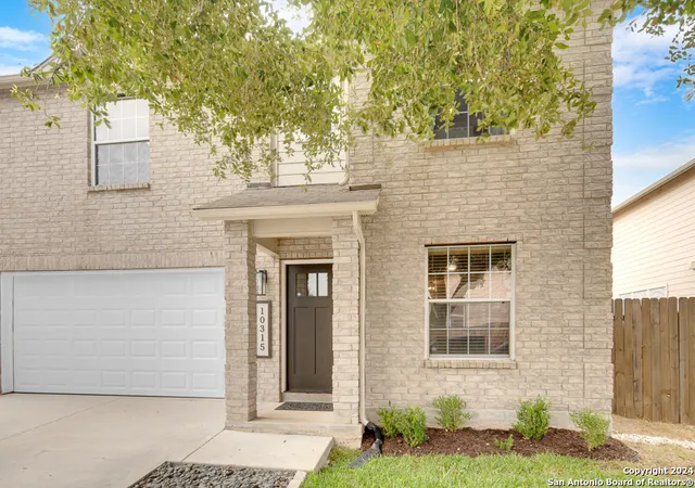 Photo 3 of Single family home for sale at 10315 Red Iron Crk, Converse, TX 78109 | MLS# 1818576 | Listing updated on 2026-01-12