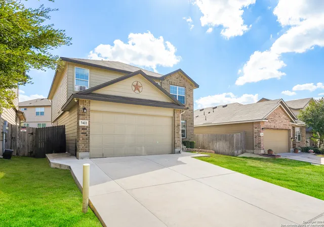 Photo 4 of Single family home for sale at 7422 Equinox Corner, San Antonio, TX 78252 | MLS# 1818887 | Listing updated on 2025-08-21