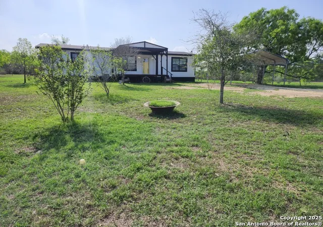 Photo 2 of Manufactured home for sale at 694 Las Palomas, Lytle, TX 78052 | MLS# 1819083 | Listing updated on 2025-12-15