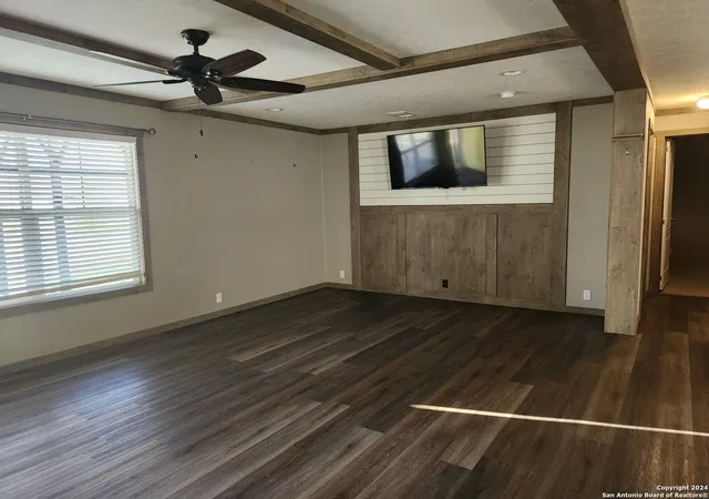 Photo 4 of Manufactured home for sale at 694 Las Palomas, Lytle, TX 78052 | MLS# 1819083 | Listing updated on 2025-12-15