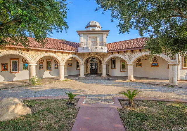 Photo 1 of Single family home for sale at 13196 Kelly Rd, Atascosa, TX 78002 | MLS# 1819258 | Listing updated on 2024-11-08