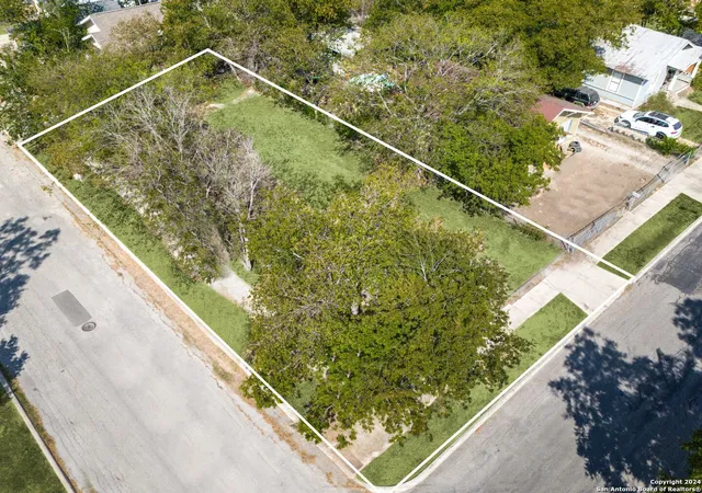 Photo 4 of Land for sale at 923 S Mesquite St, San Antonio, TX 78210 | MLS# 1819344 | Listing updated on 2025-05-31