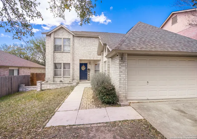 Photo 3 of Single family home for sale at 4719 Irish Oak, San Antonio, TX 78247 | MLS# 1819900 | Listing updated on 2025-09-04
