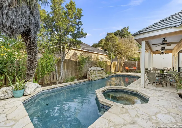 Photo 4 of Single family home for sale at 13746 Bluff Villas Ct, San Antonio, TX 78216 | MLS# 1820625 | Listing updated on 2025-07-26