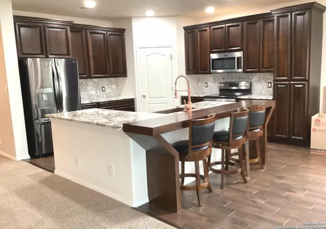 Photo 1 of Single family home for sale at 124 Whitney Way, Cibolo, TX 78108 | MLS# 1820777 | Listing updated on 2025-03-14