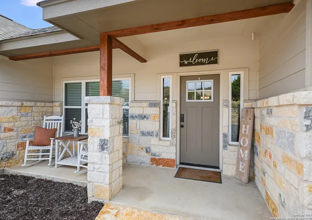 Photo 1 of Single family home for sale at 11631 Fm 32, Fischer, TX 78623 | MLS# 1821113 | Listing updated on 2024-11-15