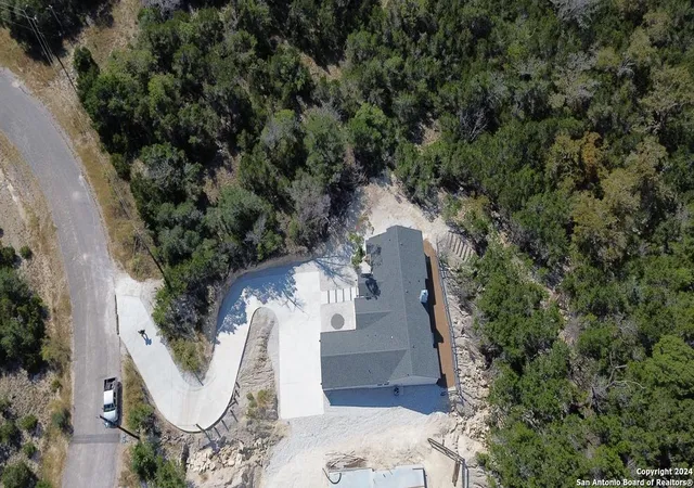 Photo 20 of Single family home for sale at 329 Bluebonnet Breeze, Canyon Lake, TX 78133 | MLS# 1821790 | Listing updated on 2026-05-27