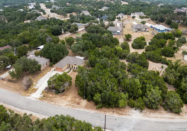 Photo 4 of Sale Pending at 1860 Rocky Ridge, Canyon Lake, TX 78133 | MLS# 1821900 | Listing updated on 2025-12-28