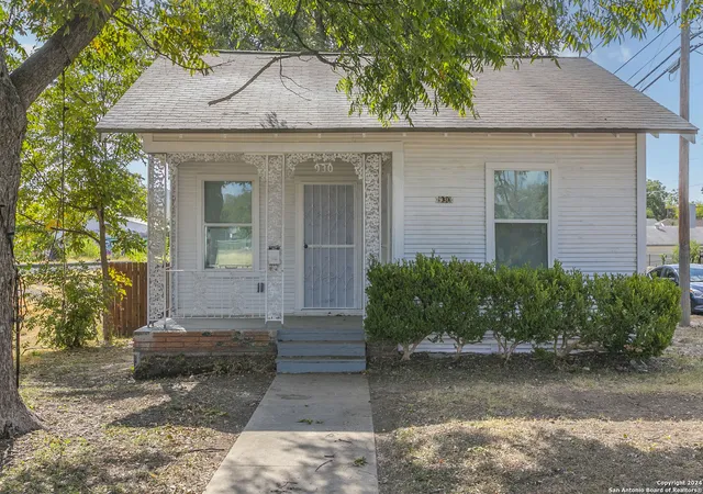 1st image of 930 W Russell Pl, San Antonio, TX 78212 | MLS# 1822015