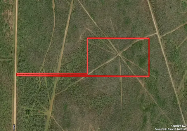 5th image of 245 County Road 1670, Moore, TX 78057 | MLS# 1822048