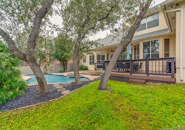 Photo 3 of Single family home for sale at 15646 Robin Rdg, San Antonio, TX 78248 | MLS# 1822101 | Listing updated on 2025-03-17
