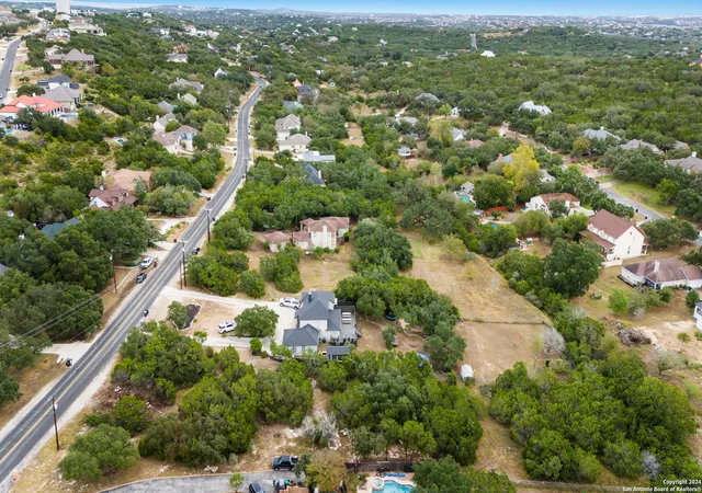 Photo 4 of Sale Pending at 1502 Midnight Dr, San Antonio, TX 78260 | MLS# 1822105 | Listing updated on 2025-10-13