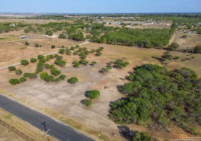 9th image of 0 Zigmont Rd, Adkins, TX 78101 | MLS# 1822161