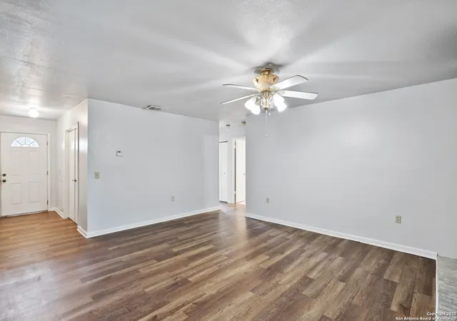 Photo 3 of Sale Pending at 3335 Lake Tahoe, San Antonio, TX 78222 | MLS# 1822380 | Listing updated on 2025-09-18