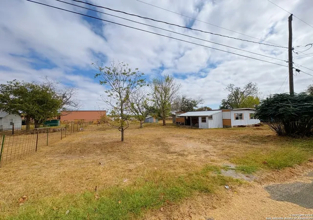 Photo 1 of Land for sale at 1115 Thiele Ln, Fredericksburg, TX 78624 | MLS# 1822383 | Listing updated on 2025-10-16