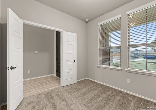 Photo 4 of Sale Pending at 510 Desert Fox, Cibolo, TX 78108 | MLS# 1822429 | Listing updated on 2025-11-11
