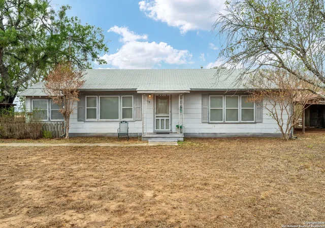 Photo 2 of Sale Pending at 1815 County Rd 328, Jourdanton, TX 78026 | MLS# 1822807 | Listing updated on 2025-07-25