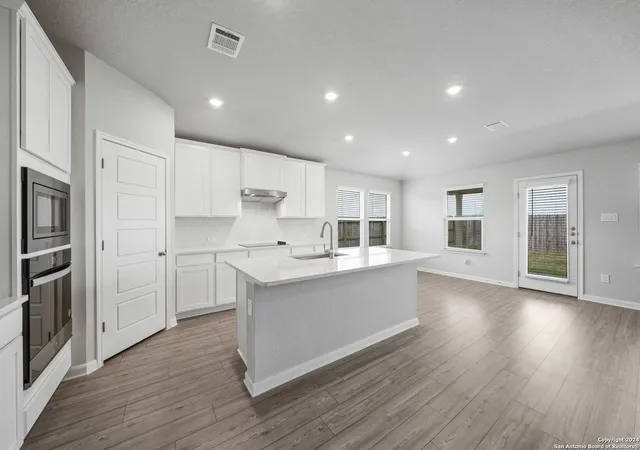 Photo 3 of Sale Pending at 967 Black Horse, San Antonio, TX 78260 | MLS# 1823149 | Listing updated on 2026-05-06