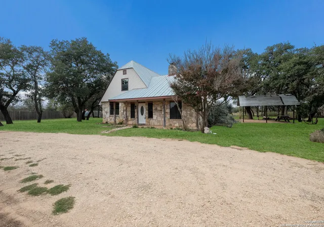 3rd image of 200 Blue Bonnet, Bandera, TX 78003 | MLS# 1823375