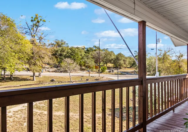 Photo 3 of Single family home for sale at 2010 Lakeshore Dr, Canyon Lake, TX 78133 | MLS# 1823463 | Listing updated on 2025-10-28