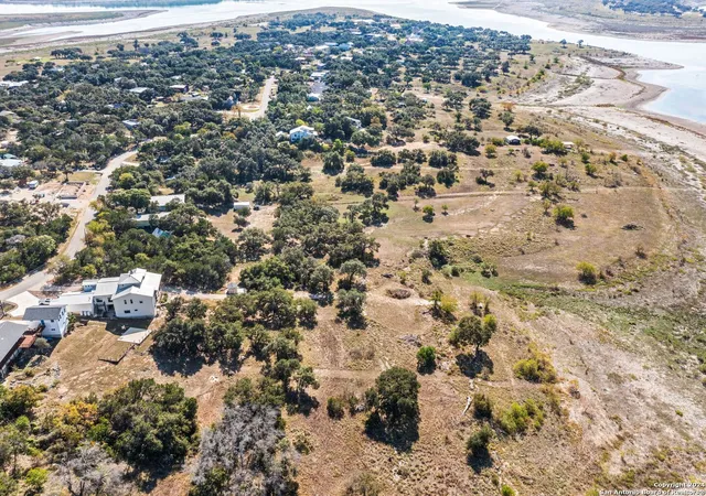 Photo 50 of Single family home for sale at 2010 Lakeshore Dr, Canyon Lake, TX 78133 | MLS# 1823463 | Listing updated on 2025-10-28