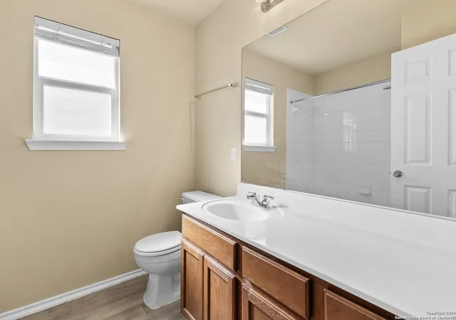 Photo 3 of Single family home for sale at 210 Arcadia Pl, Cibolo, TX 78108 | MLS# 1824413 | Listing updated on 2025-03-03