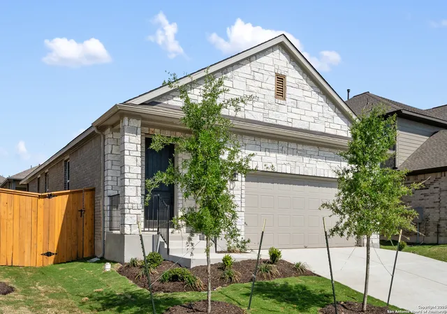Photo 2 of Sale Pending at 108 Baron Von Gator Dr, San Marcos, TX 78666 | MLS# 1824458 | Listing updated on 2025-09-08